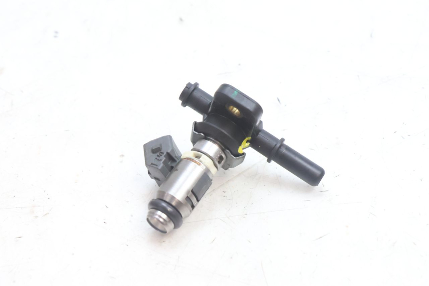 photo de INJECTEUR PIAGGIO MP3 500 (2016 - 2018) - Détail de la pièce