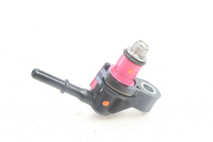 photo de INJECTEUR YAMAHA N-MAX NMAX 125 (2021 - 2024) - Autre angle de vue