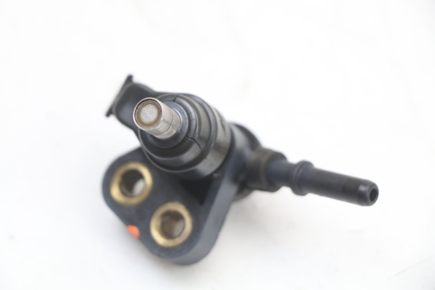 photo de INJECTEUR HONDA NHX LEAD 110 (2008 - 2010) - Vue d’ensemble