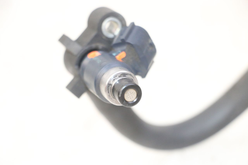 photo de INJECTEUR HONDA NTV DEAUVILLE ABS 700 (2007 - 2016) - Autre angle de vue