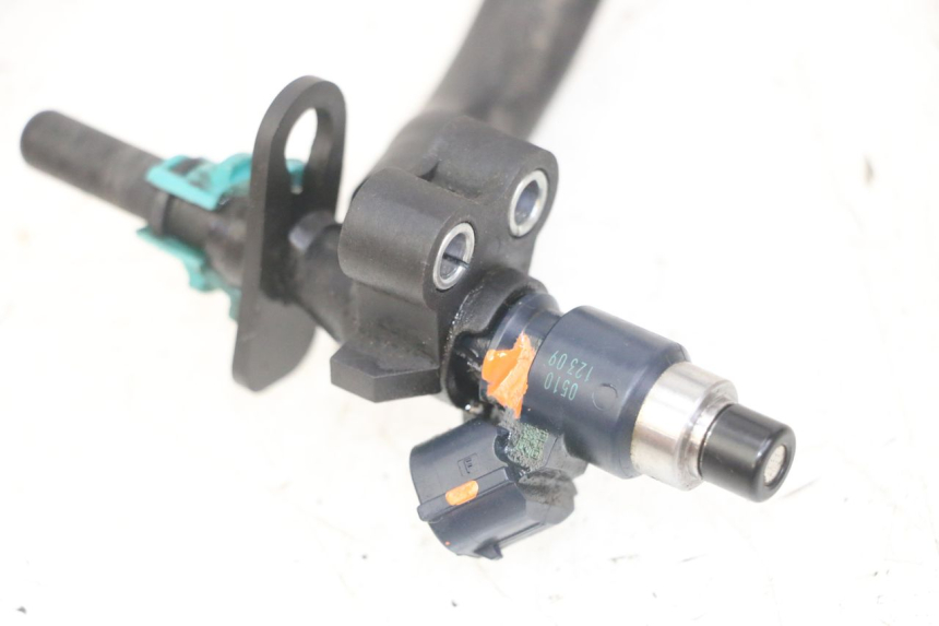 photo de INJECTEUR HONDA NTV DEAUVILLE ABS 700 (2007 - 2016) - Vue d’ensemble