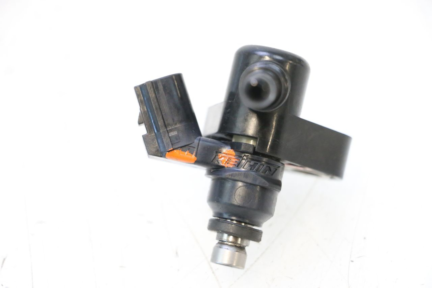 photo de INJECTEUR HONDA PCX (JF57/JF64) 125 (2014 - 2018) - Zoom état d’usage