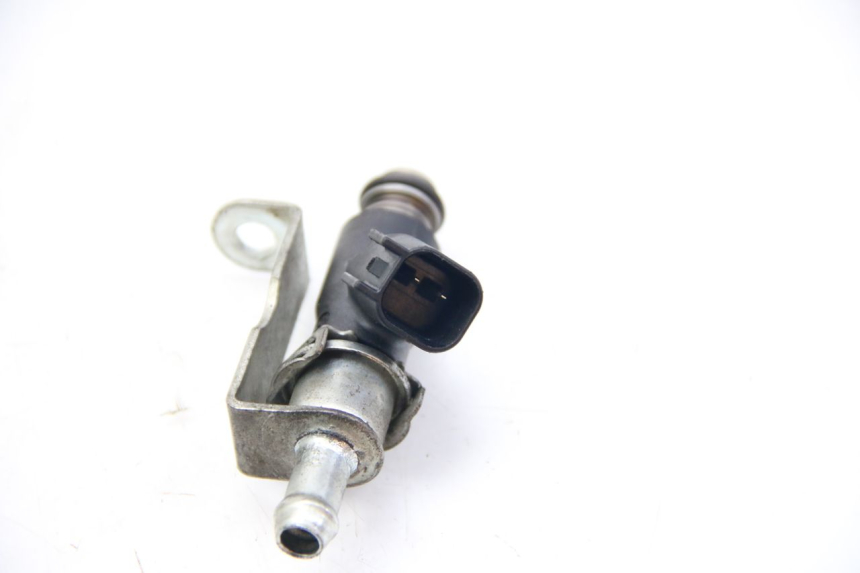 photo de INJECTEUR SPY RACING F3 350 (2015 - 2022) - Autre angle de vue