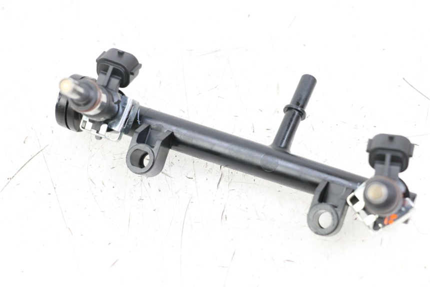 photo de INJECTEUR ROYAL ENFIELD CONTINENTAL GT 650 (2019 - 2024) - Gros plan technique