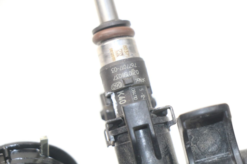 photo de INJECTEUR BMW S RR ABS S1000RR 1000 (2009 - 2011) - Zoom état d’usage