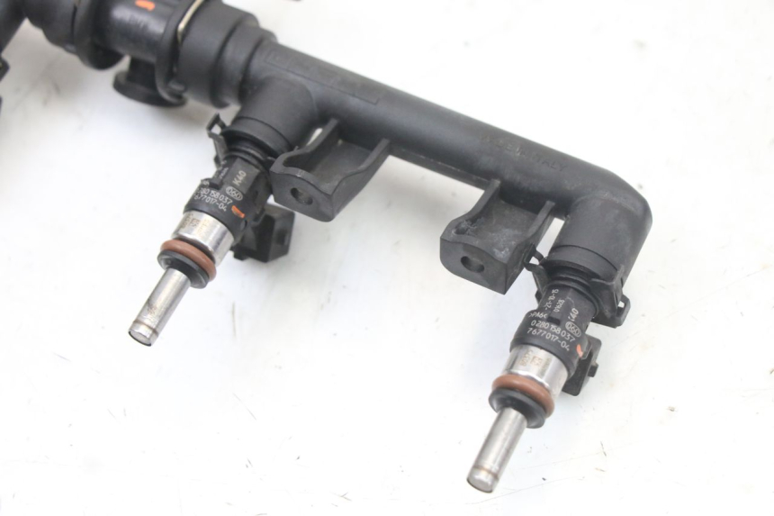 photo de INJECTEUR BMW S RR ABS S1000RR 1000 (2015 - 2018) - Pièce contrôlée