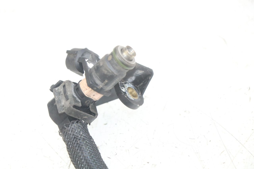 photo de INJECTEUR PEUGEOT SATELIS 125 (2006 - 2009) - État de surface