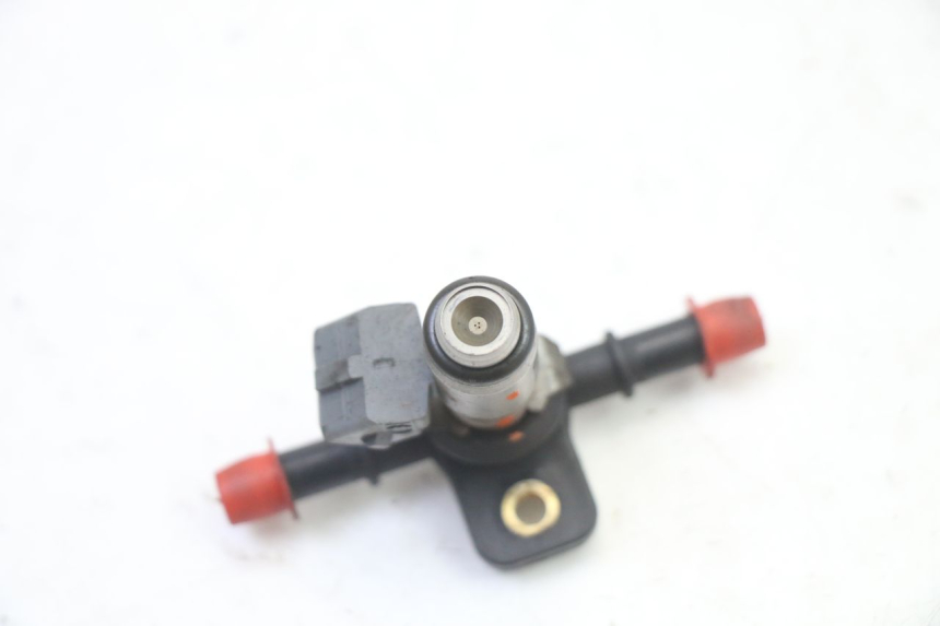 photo de INJECTEUR PEUGEOT SATELIS 250 (2006 - 2012) - Vue d’ensemble