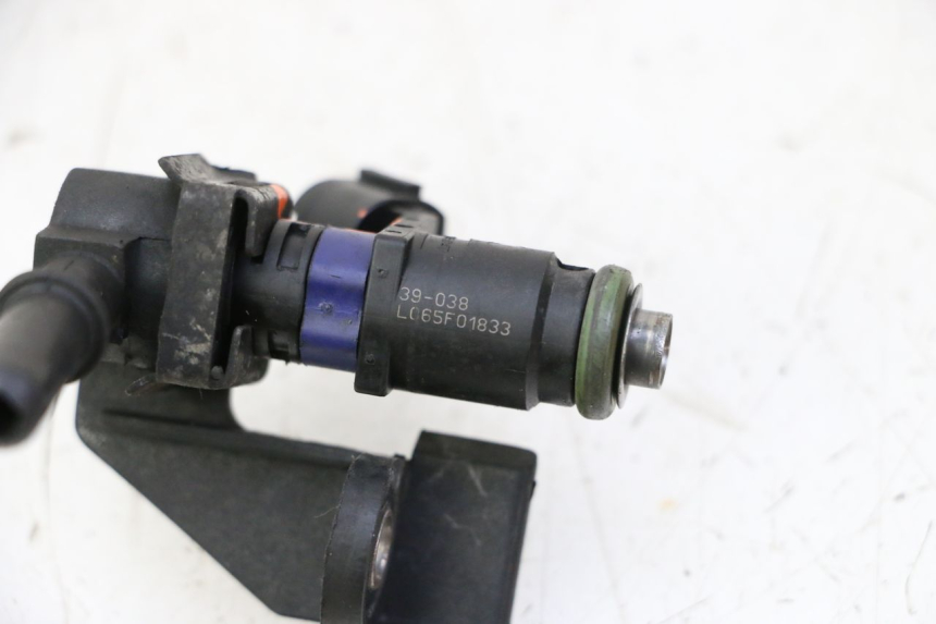 photo de INJECTEUR PEUGEOT SATELIS 125 (2010 - 2012) - Détail de la pièce