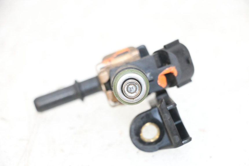 photo de INJECTEUR PEUGEOT SATELIS 125 (2013 - 2018) - Zoom état d’usage