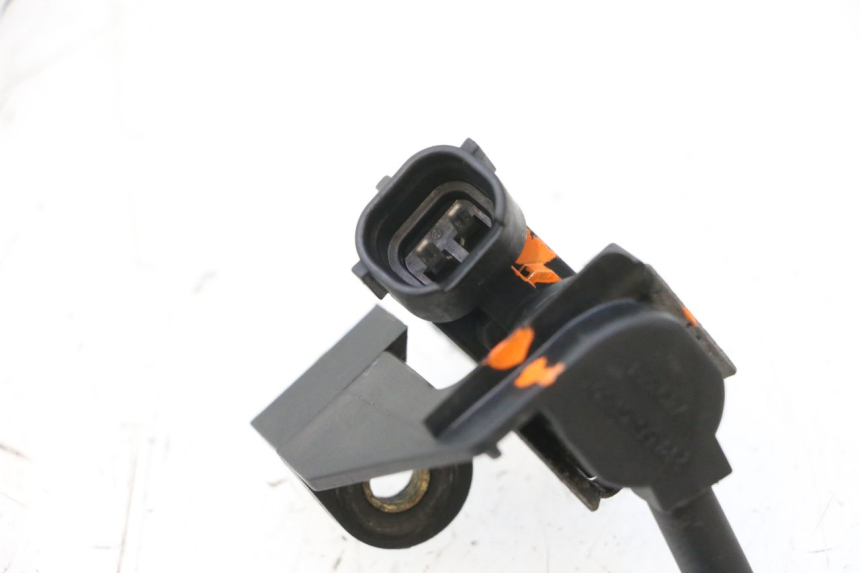 photo de INJECTEUR PEUGEOT SATELIS 125 (2006 - 2009) - Gros plan technique