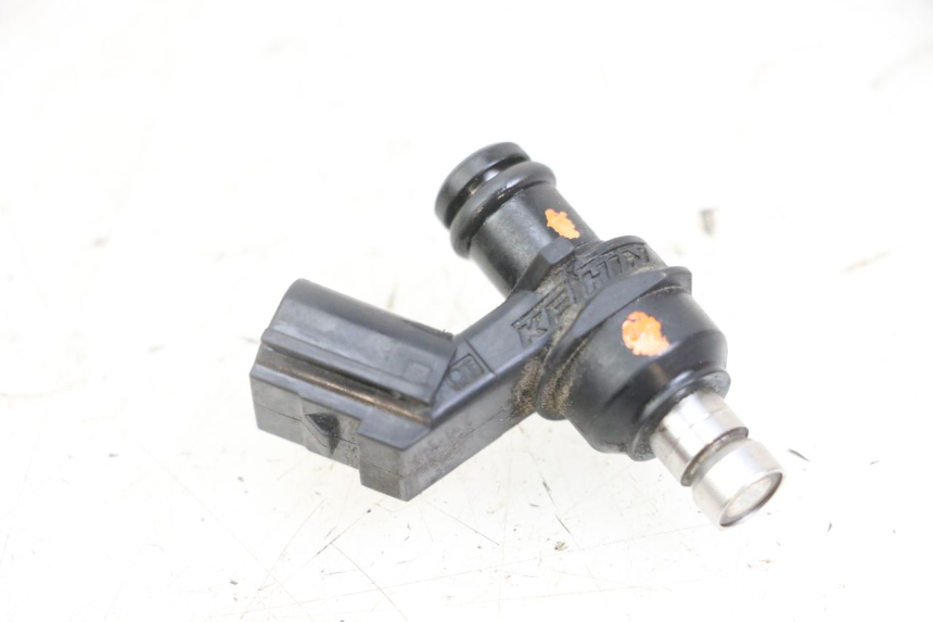 photo de INJECTEUR SUZUKI BURGMAN 125 (2018 - 2021) - Autre angle de vue