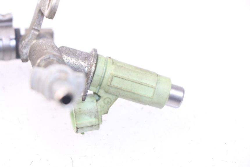 photo de INJECTEUR SUZUKI SV S ABS 650 (2003 - 2009) - Pièce contrôlée