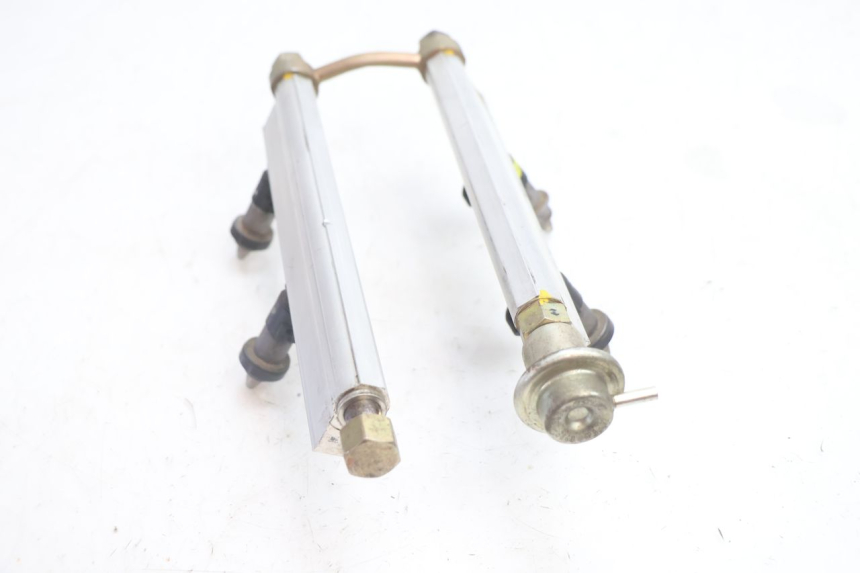 photo de INJECTEUR HONDA VFR FI RC46 800 (1998 - 2001) - Autre angle de vue