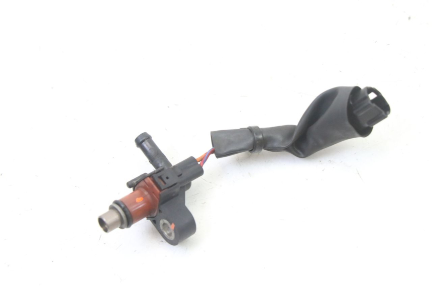photo de INJECTEUR YAMAHA XMAX X-MAX 125 (2006 - 2009) - Autre angle de vue