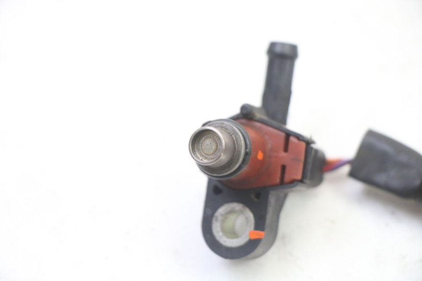 photo de INJECTEUR YAMAHA XMAX X-MAX 125 (2006 - 2009) - Vue d’ensemble