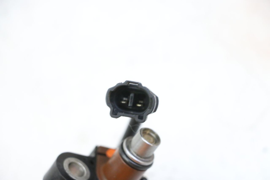 photo de INJECTEUR YAMAHA X-MAX XMAX 250 (2006 - 2009) - Zoom état d’usage