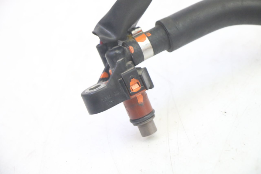 photo de INJECTEUR YAMAHA X-MAX XMAX 125 (2010 - 2013) - Zoom état d’usage