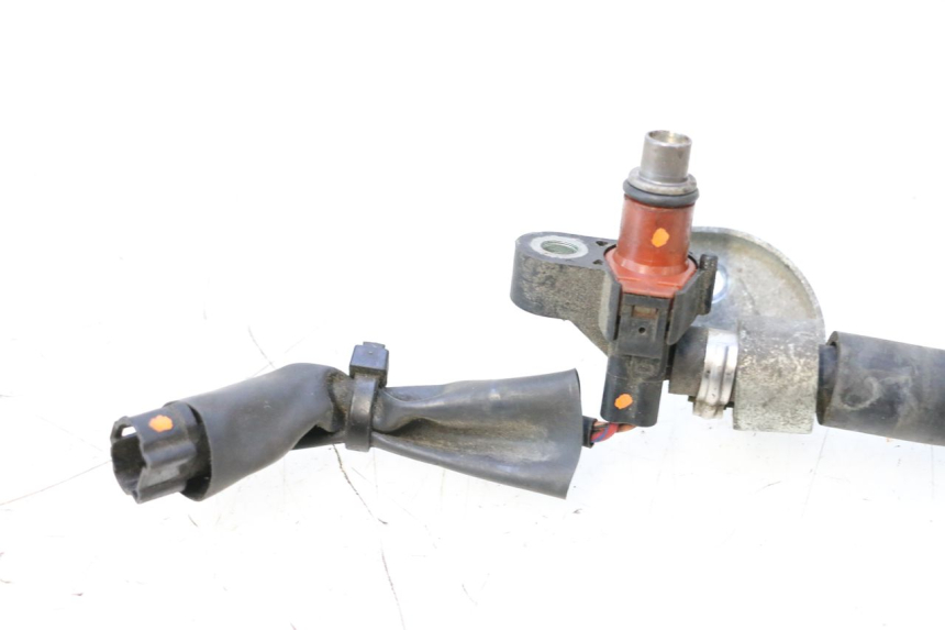 photo de INJECTEUR YAMAHA X-MAX XMAX 125 (2010 - 2013) - Zoom état d’usage