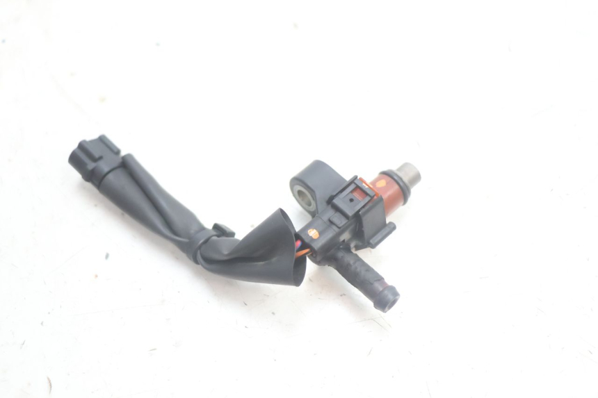 photo de INJECTEUR YAMAHA XMAX X-MAX 125 (2006 - 2009) - Vue d’ensemble