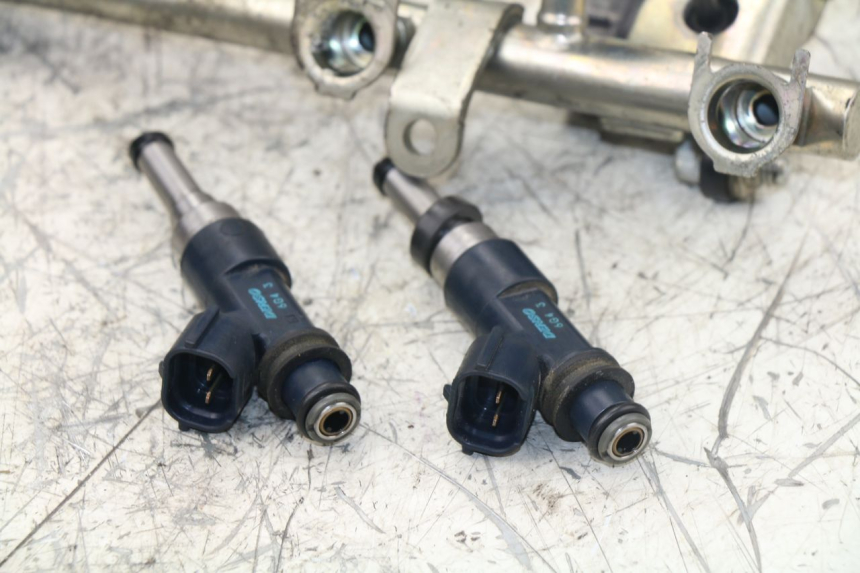 photo de INJECTEUR YAMAHA FZ1 FAZER 1000 (2007 - 2009) - Pièce contrôlée