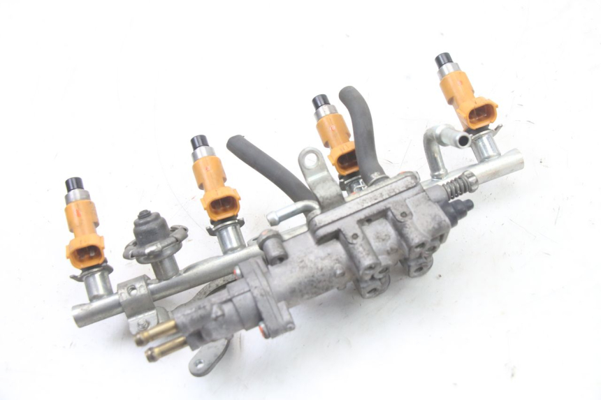 photo de INJECTEUR YAMAHA FZ6 FAZER S2 600 (2007 - 2011) - Autre angle de vue