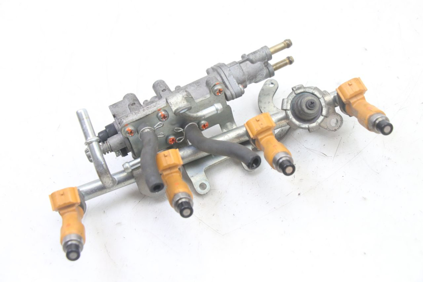 photo de INJECTEUR YAMAHA FZ6 FAZER S2 600 (2007 - 2011) - Gros plan technique