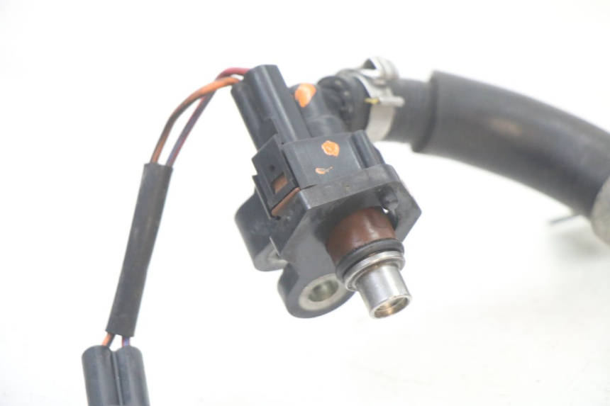 photo de INJECTEUR YAMAHA X-MAX XMAX ABS 250 (2010 - 2014) - Zoom état d’usage