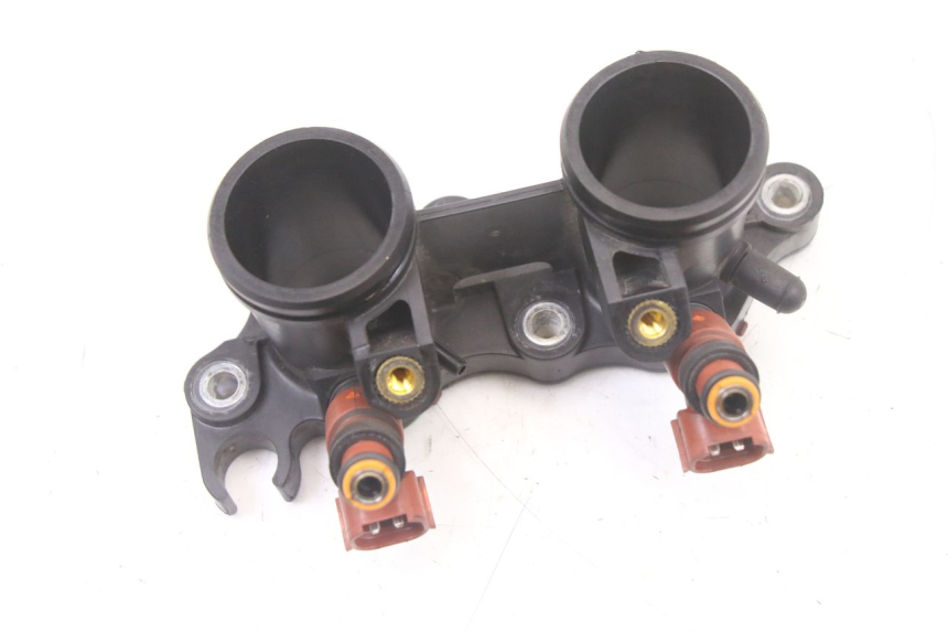 photo de INJECTEUR YAMAHA YP T-MAX TMAX 530 (2017 - 2020) - Gros plan technique