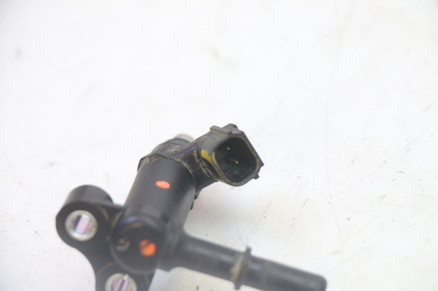 photo de INJECTEUR YAMAHA YZ-F YZF 250 (2014 - 2018) - Autre angle de vue