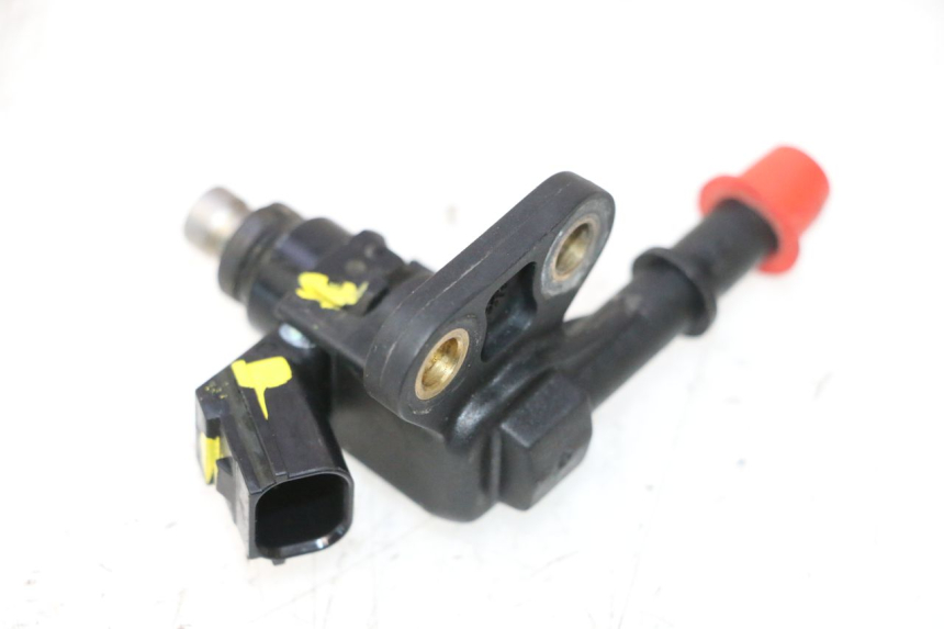 photo de INJECTEUR PIAGGIO ZIP 4T 50 (2018 - 2020) - Autre angle de vue
