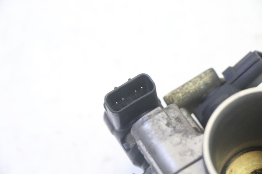 photo de INJECTION ADIVA AD3 300 (2014 - 2020) - Gros plan technique