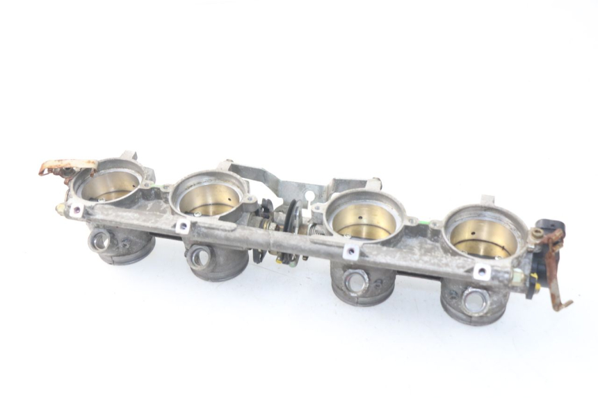 photo de INJECTION MV AGUSTA BRUTALE R WALLY 910 (2008 - 2008) - Zoom état d’usage