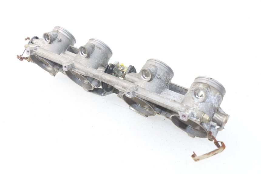 photo de INJECTION MV AGUSTA BRUTALE R WALLY 910 (2008 - 2008) - Points de fixation