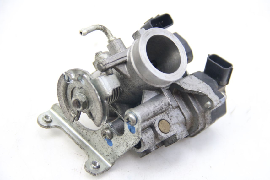 photo de INJECTION YAMAHA BW'S BWS 125 (2010 - 2013) - Autre angle de vue