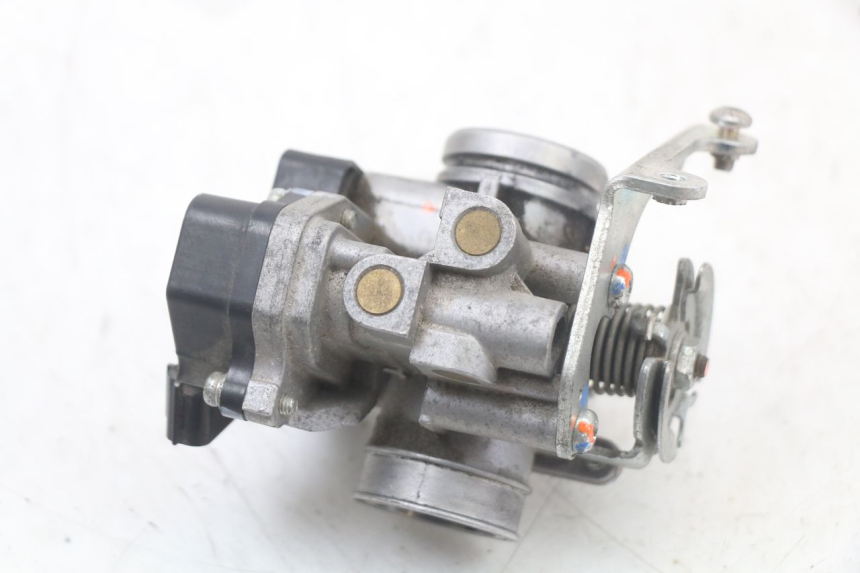 photo de INJECTION YAMAHA BW'S BWS 125 (2010 - 2013) - Points de fixation