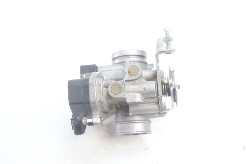 photo de INJECTION YAMAHA BW'S BWS 125 (2010 - 2013) - Autre angle de vue