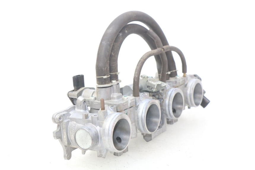 photo de INJECTION HONDA CBRF CBR-F PC41 600 (2011 - 2013) - Gros plan technique