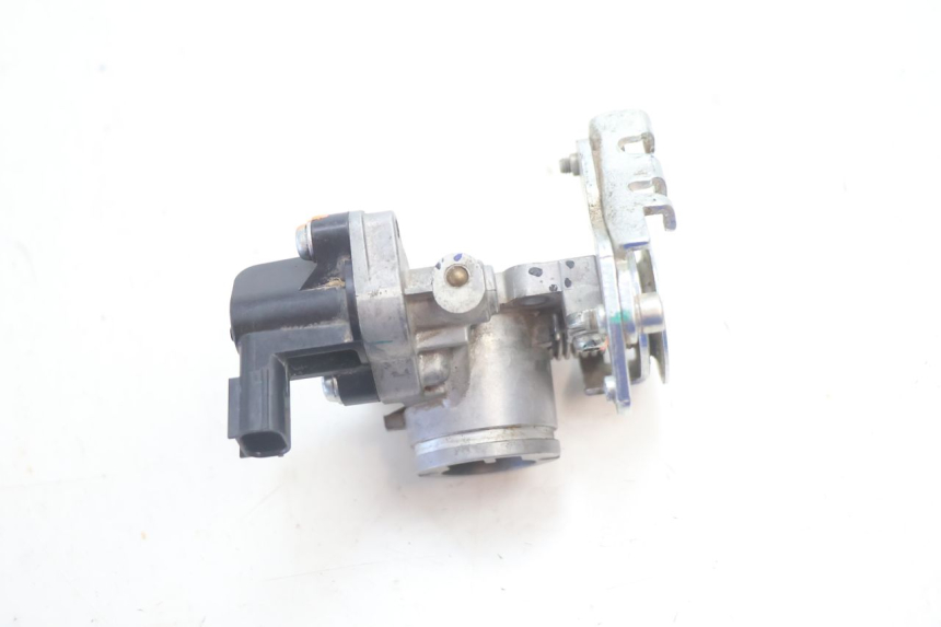 photo de INJECTION HONDA CRF CR-F 125 (2020 - 2021) - Gros plan technique