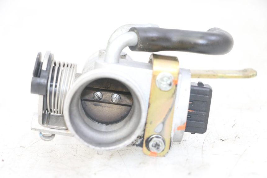 photo de INJECTION PEUGEOT ELYSTAR 125 (2002 - 2007) - Points de fixation