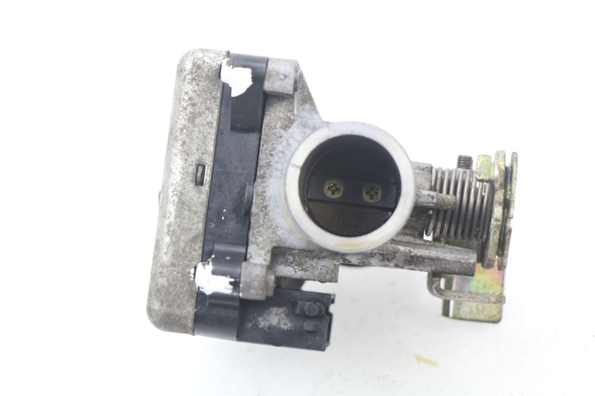 photo de INJECTION HONDA FES PANTHEON 125 (2003 - 2007) - État de surface