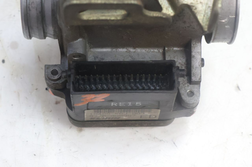 photo de INJECTION HONDA FES PANTHEON 125 (2003 - 2007) - Points de fixation