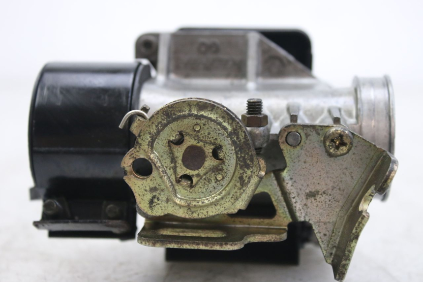 photo de INJECTION HONDA FES S-WING SWING ABS 125 (2007 - 2015) - Gros plan technique
