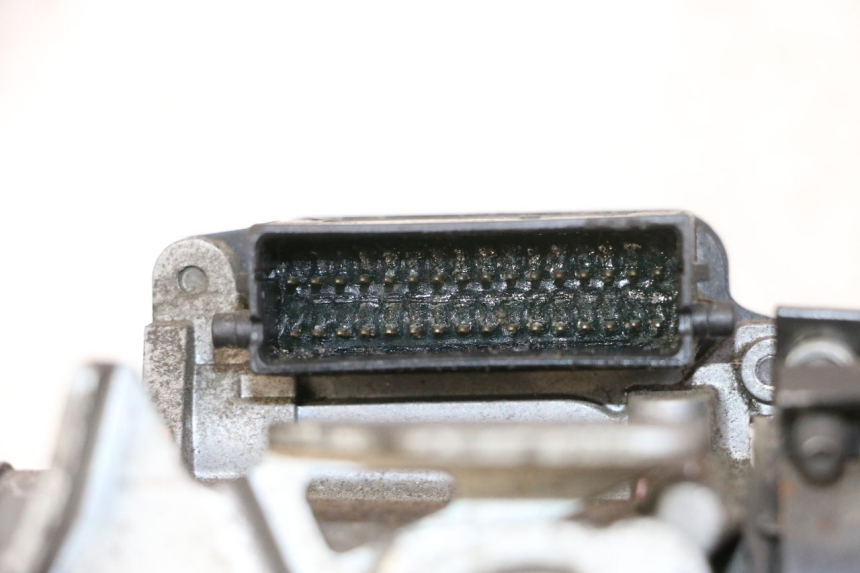 photo de INJECTION HONDA FES S-WING SWING ABS 125 (2007 - 2015) - Vue produit