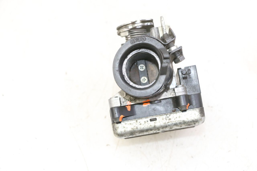 photo de INJECTION HONDA FES S-WING SWING ABS 125 (2007 - 2015) - Gros plan technique