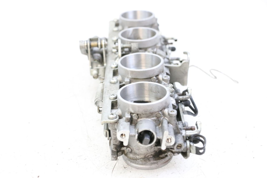 photo de INJECTION YAMAHA FJR ABS 1300 (2006 - 2012) - Gros plan technique