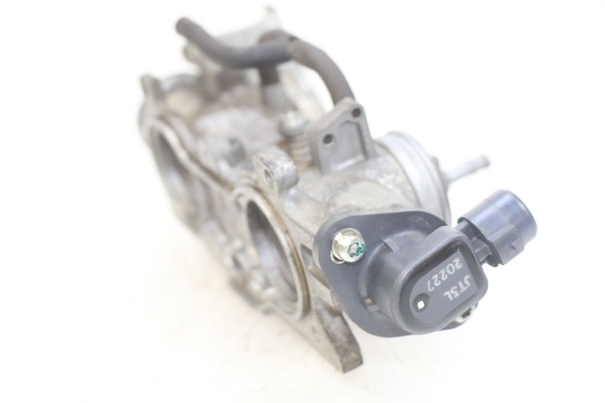 photo de INJECTION HONDA FJS SILVERWING SILVER WING 400 (2009 - 2016) - Gros plan technique