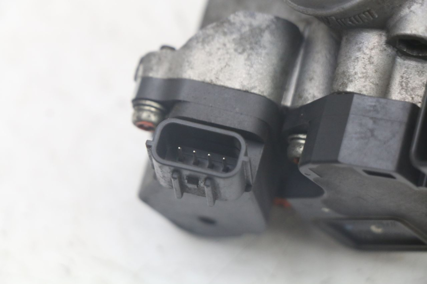 photo de INJECTION MBK FLAME X 125 (2004 - 2007) - Points de fixation