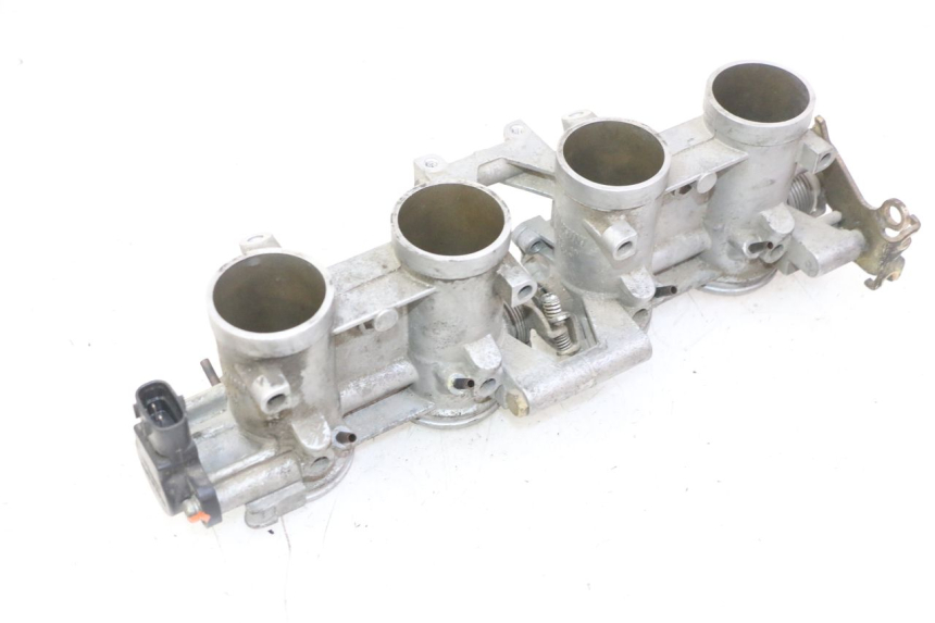 photo de INJECTION YAMAHA FZ6 N FAZER 600 (2004 - 2006) - Autre angle de vue