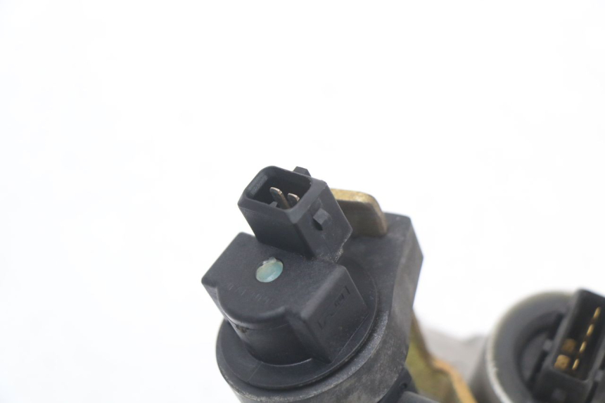 photo de INJECTION PEUGEOT GEOPOLIS RS 125 (2007 - 2009) - État de surface